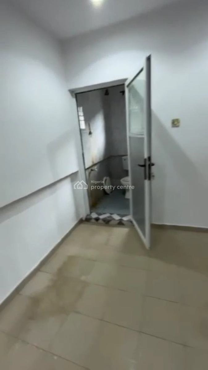 Relatively New 2bedroom Flat Apartment Available, Gra, Ogudu, Lagos, Flat / Apartment for Rent
