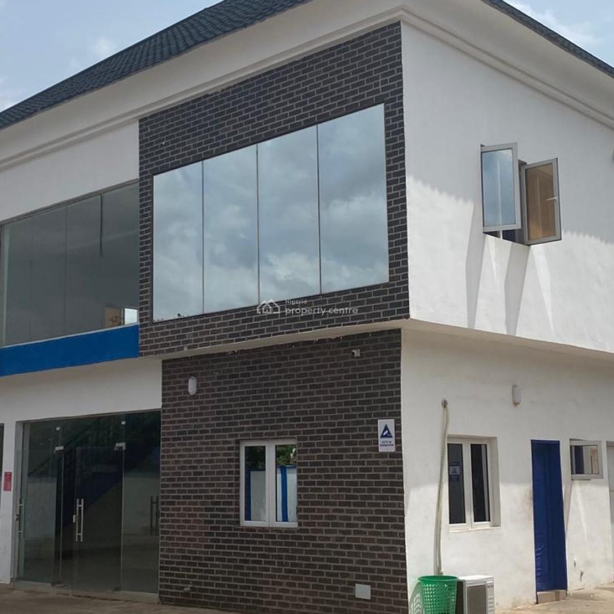 Functioning Filling Station Along Lagos Abeokuta Express Way, Along Lagos Abeokuta Express Way, Agege, Lagos, Filling Station for Sale