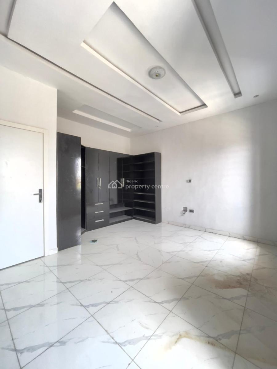 Lovely 4 Bedroom Terrace Duplex with Private Compound, Lovely 4 Bedroom Terrace Duplex with Private Compound in Ajah Lekki, Ajah, Lagos, Terraced Duplex for Sale