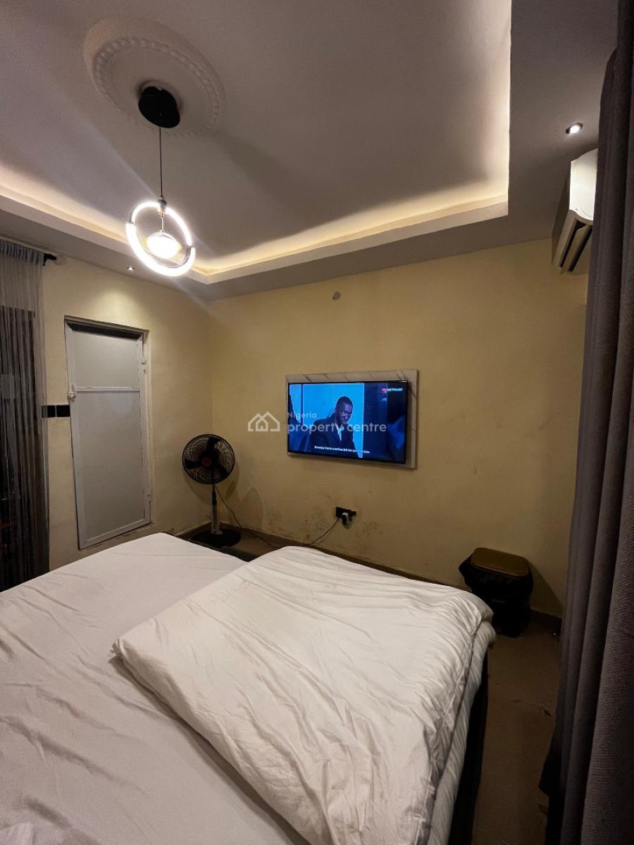 Beautiful 1 Bed Apartment in a Very Serene Location, Pedro Gbagada, Gbagada, Lagos, Self Contain (single Rooms) Short Let