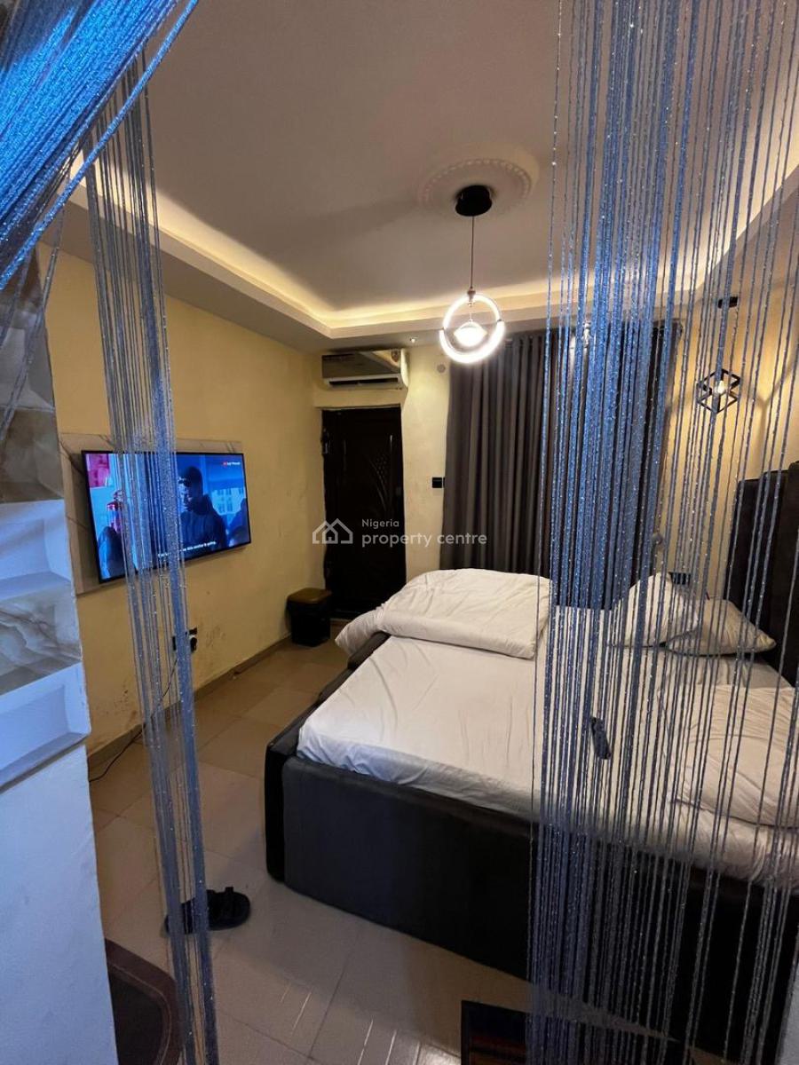 Lovely 1 Bedroom Studio Apartment, Pedro, Gbagada, Lagos, House Short Let