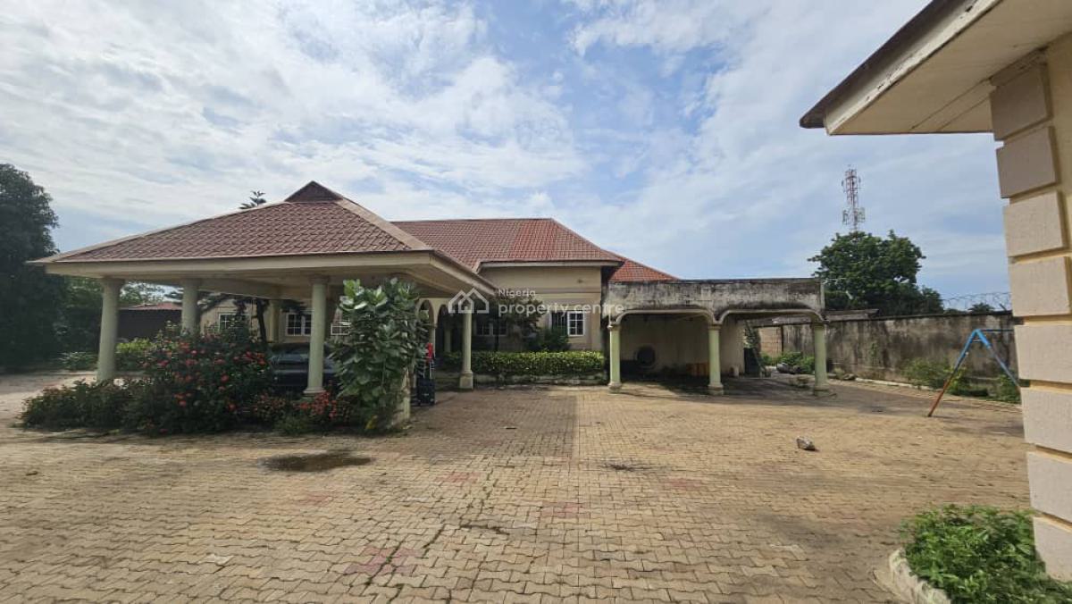 Magnificently Built 8bed Detached Bungalow with 2bed Chalet, 3room Bq, Malali Gra Kaduna, Kaduna North, Kaduna, Detached Bungalow for Sale