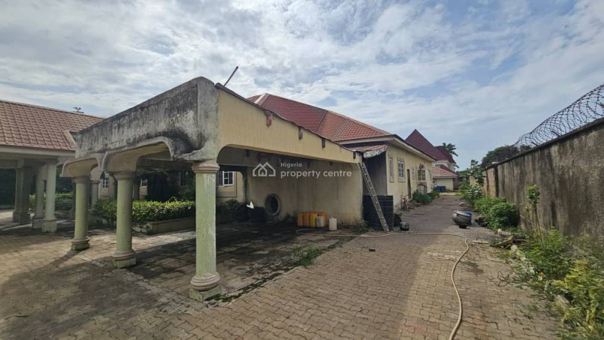 Magnificently Built 8bed Detached Bungalow with 2bed Chalet, 3room Bq, Malali Gra Kaduna, Kaduna North, Kaduna, Detached Bungalow for Sale
