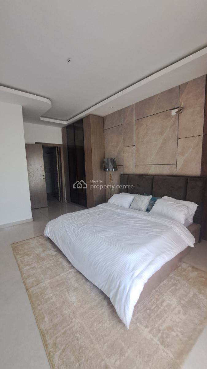 Beautifully Located Luxury 2 Bedroom Apartment, Off Freedom Way, Lekki Phase 1, Lekki, Lagos, Flat / Apartment for Sale