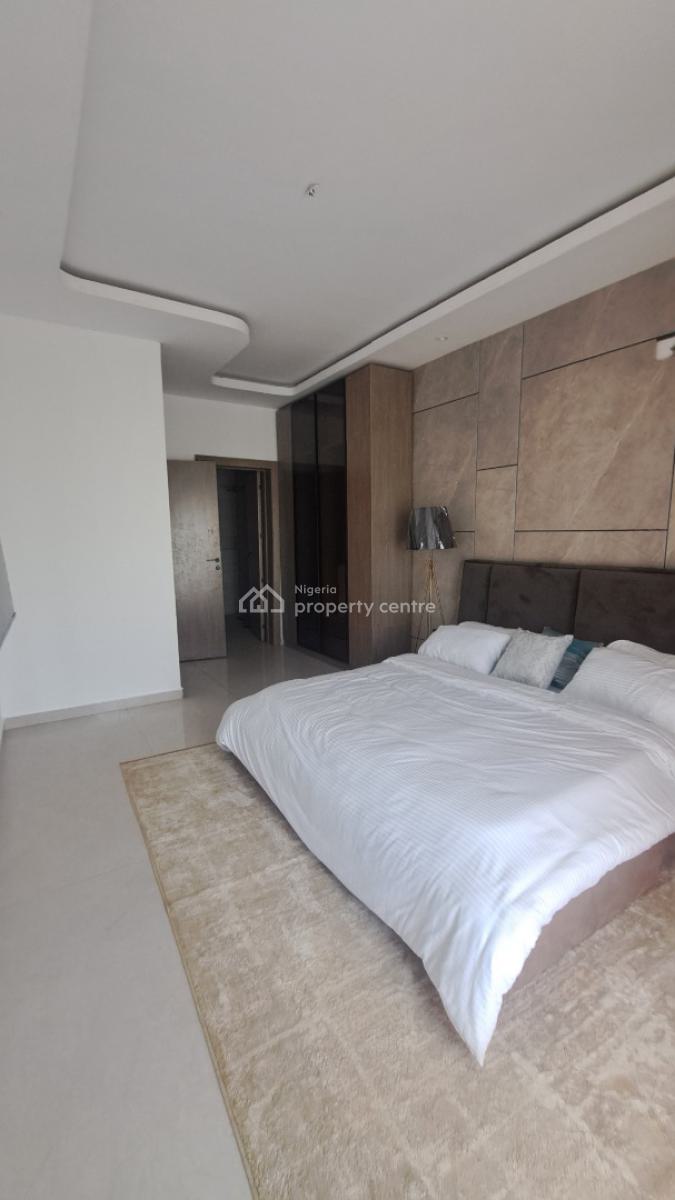 Beautifully Located Luxury 2 Bedroom Apartment, Off Freedom Way, Lekki Phase 1, Lekki, Lagos, Flat / Apartment for Sale