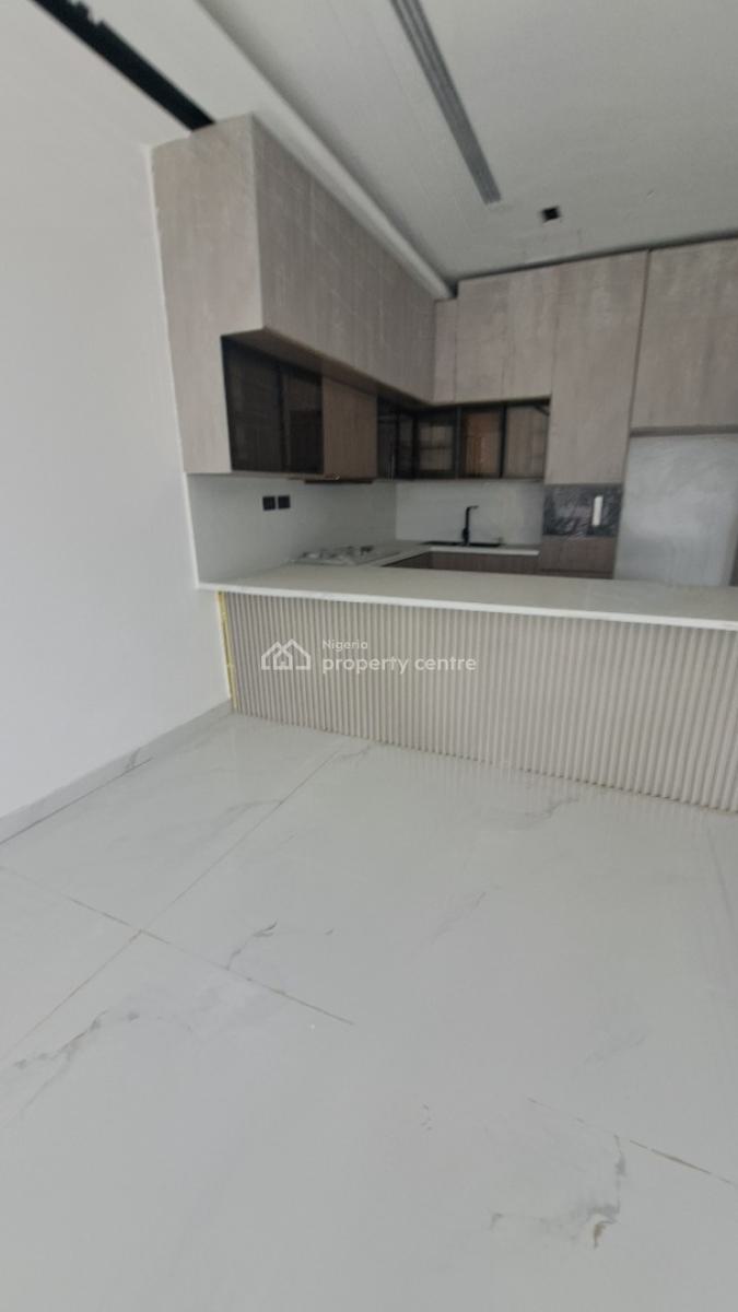 Beautifully Located Luxury 2 Bedroom Apartment, Off Freedom Way, Lekki Phase 1, Lekki, Lagos, Flat / Apartment for Sale