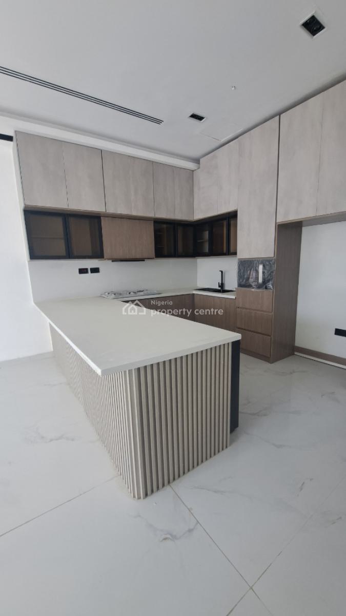 Beautifully Located Luxury 2 Bedroom Apartment, Off Freedom Way, Lekki Phase 1, Lekki, Lagos, Flat / Apartment for Sale