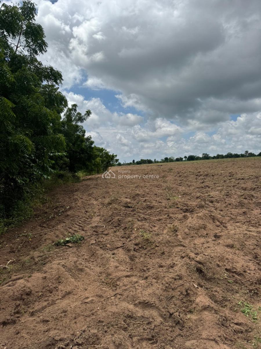 Own Plots of Land for Both Agricultural and Real Estate Benefits, Affordable Acres of  Land with a Payment  Plan Close to Lafenwa, Abeokuta North, Ogun, Mixed-use Land for Sale
