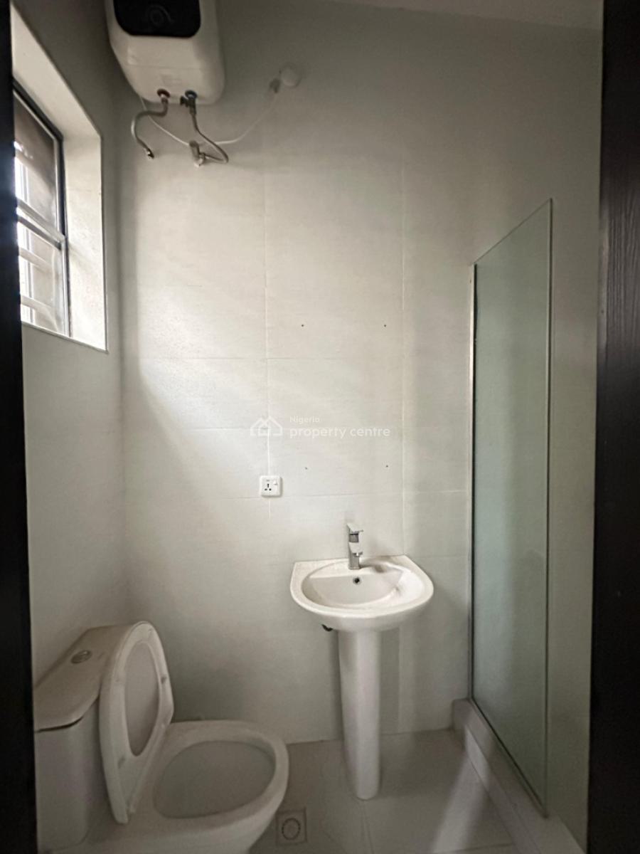 Well-built Spacious Affordable 4 Bedroom Semi-detached Duplex with Bq, Chevron Toll Gate, Lekki, Lagos, Semi-detached Duplex for Sale