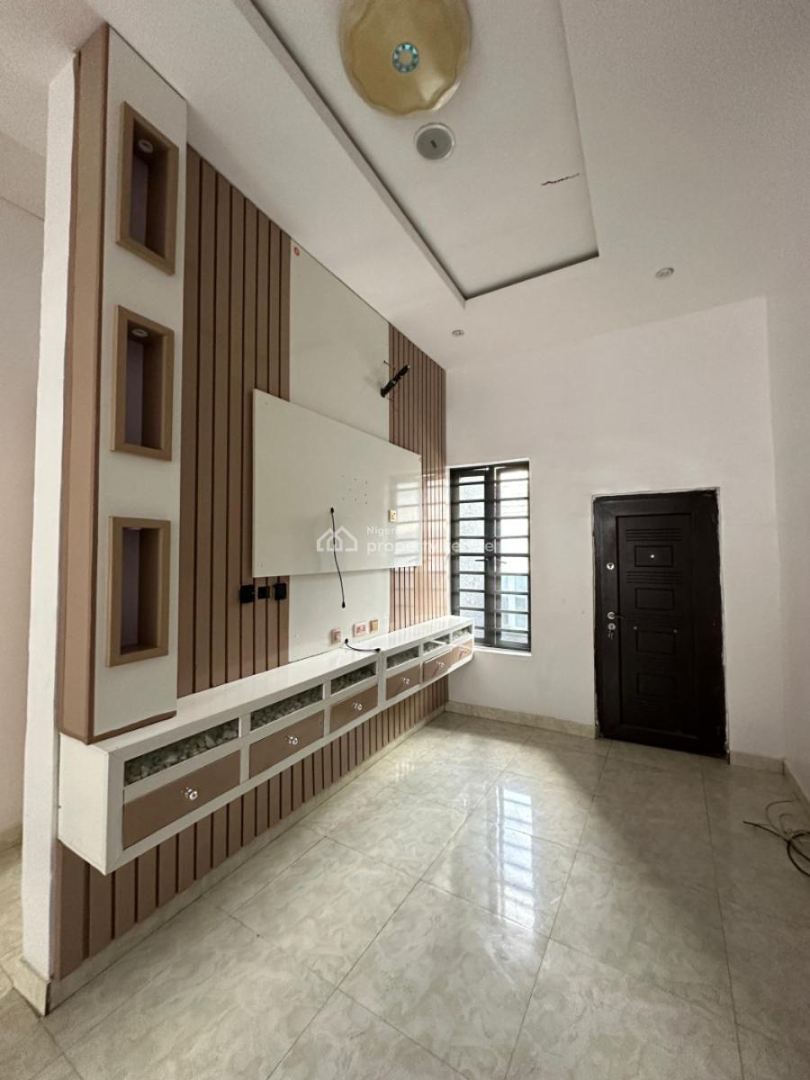 Well-built Spacious Luxury 5 Bedroom Fully Detached Duplex with Bq, Chevron Toll Gate, Lekki, Lagos, Detached Duplex for Sale