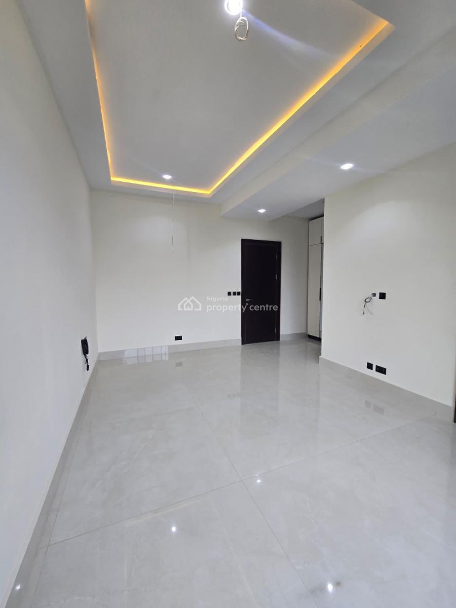 Exquisite 5 Bedroom Penthouse with 2 Bqs in a Serene Environment, Ikoyi, Lagos, Flat / Apartment for Sale