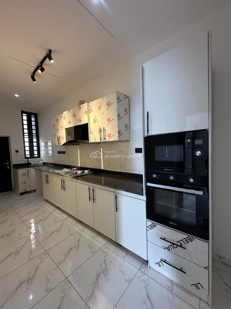 Newly Built 2bedroom Apartment with Swimming Piol &gym in Ologolo, Ologolo,lekki ,lagos ,nigeria, Ologolo, Lekki, Lagos, Flat / Apartment for Sale