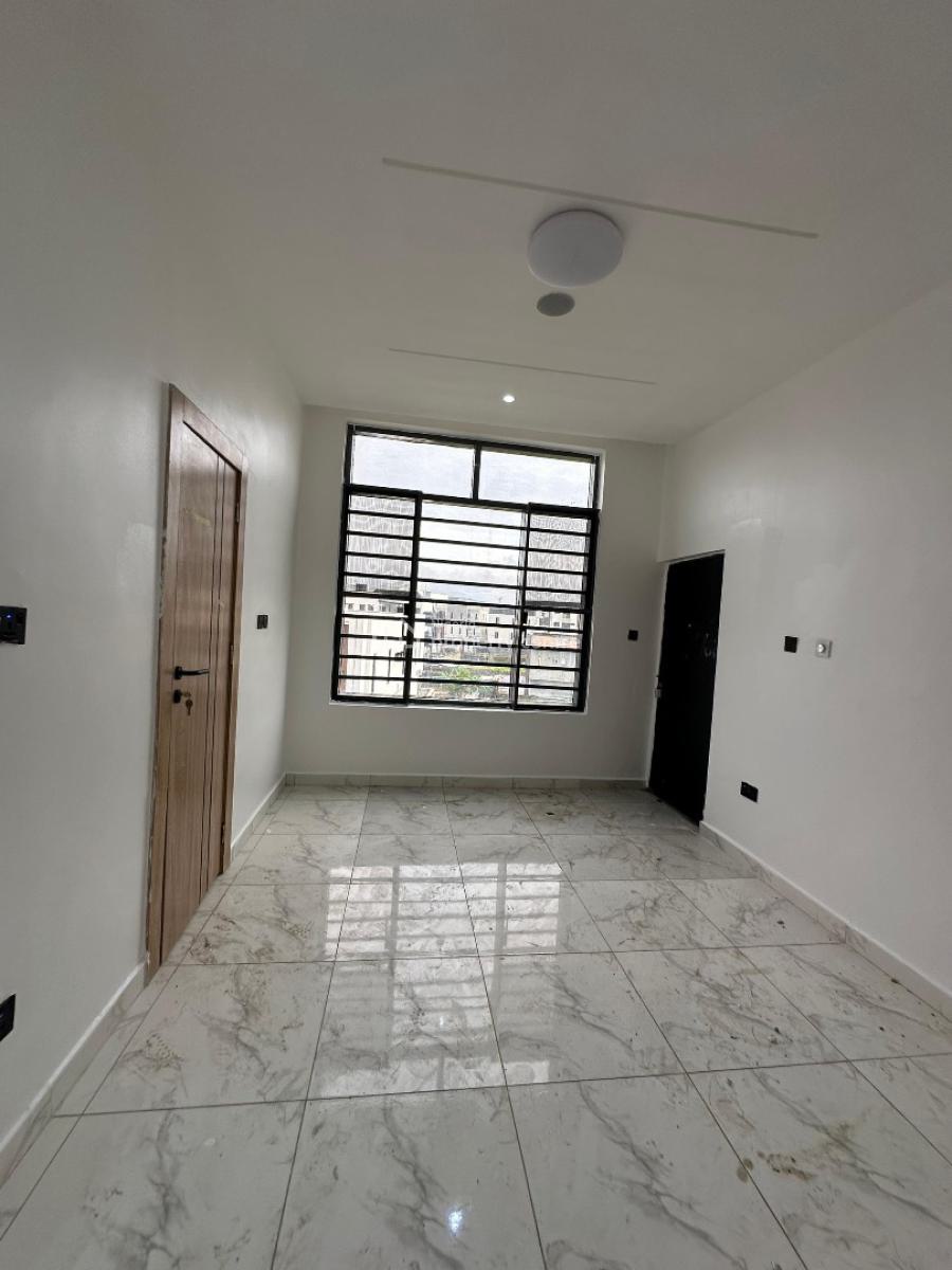 Newly Built 2bedroom Apartment with Swimming Piol &gym in Ologolo, Ologolo,lekki ,lagos ,nigeria, Ologolo, Lekki, Lagos, Flat / Apartment for Sale