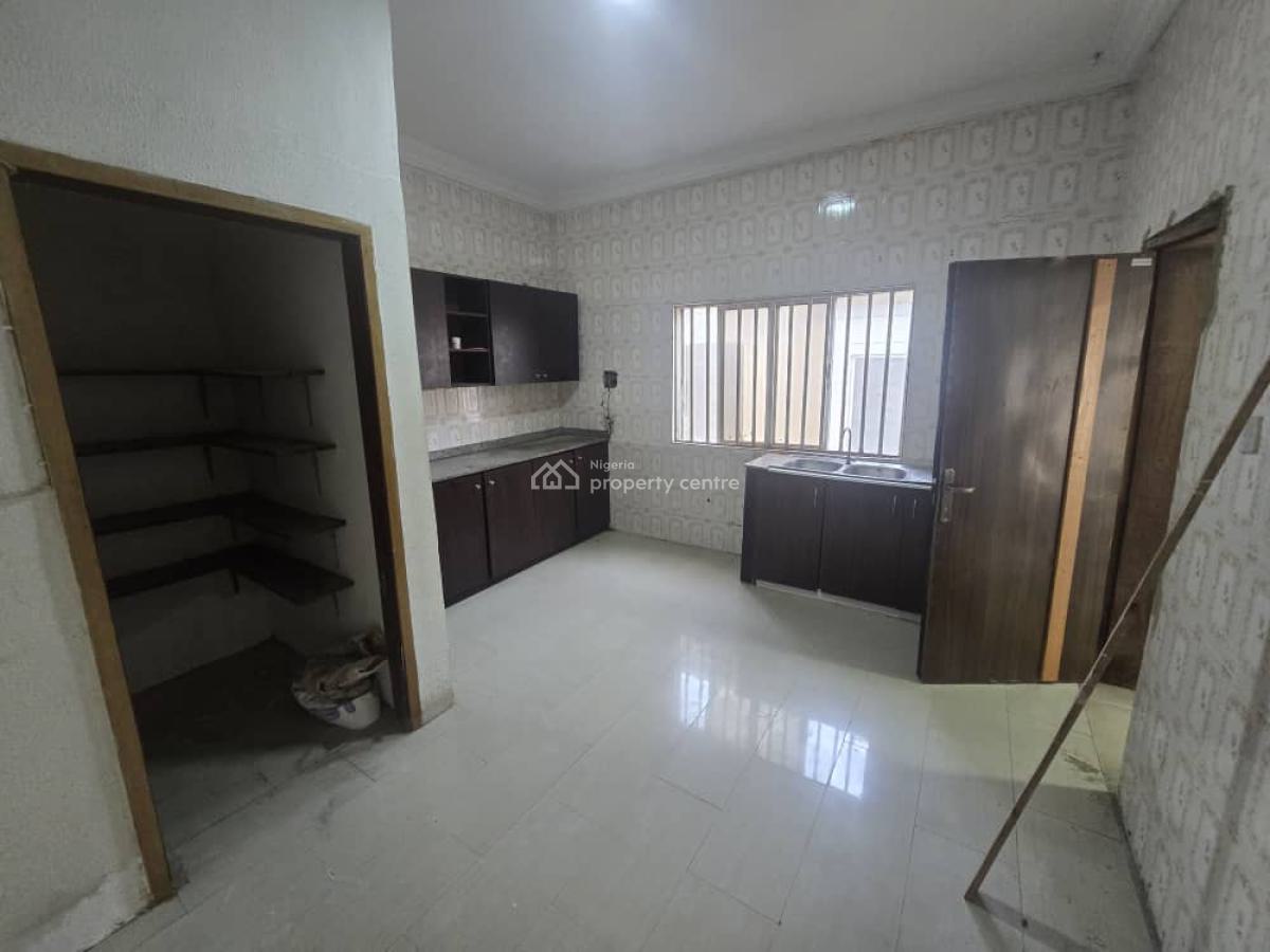 4-bedroom Terrace Duplex with 2 Rooms Bq, Off Folashbo, Lekki Phase 1, Lekki, Lagos, Terraced Duplex for Rent