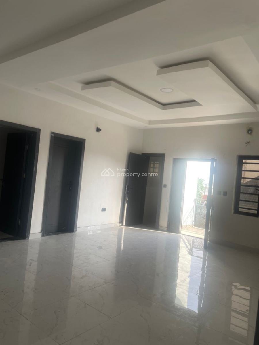 Luxurious 2 Bedroom Apartment, Gra Phase 1, Magodo, Lagos, Block of Flats for Sale