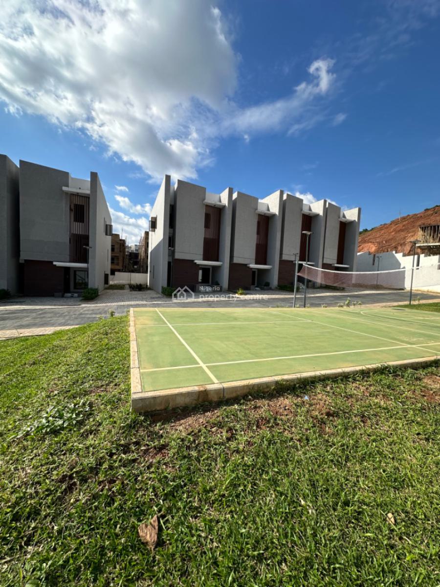 Luxurious 4 Bedroom Duplex N Bq, Guzape District, Abuja, Terraced Duplex for Sale