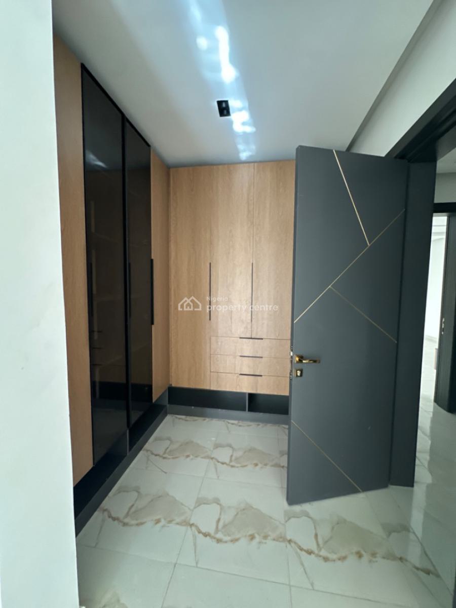Luxurious 4 Bedroom Duplex N Bq, Guzape District, Abuja, Terraced Duplex for Sale