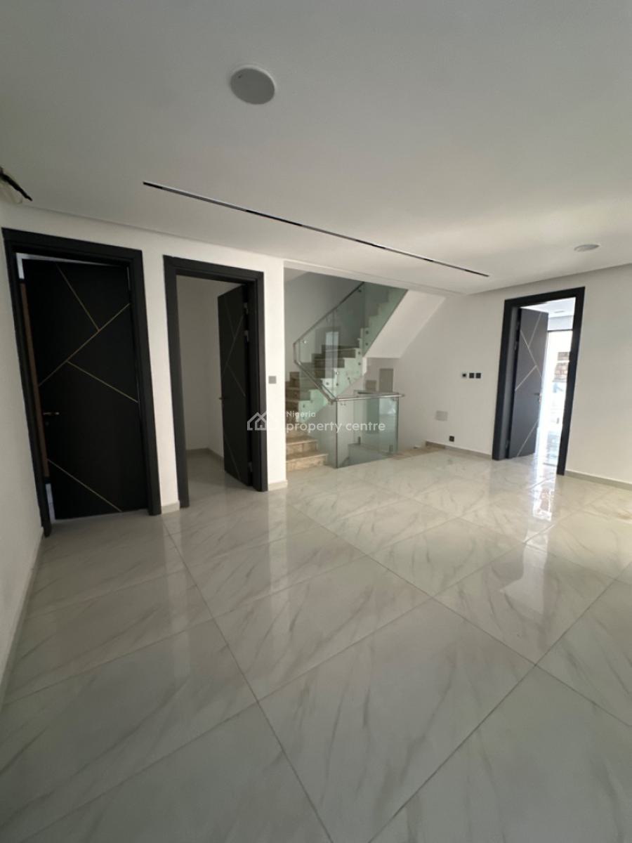 Luxurious 4 Bedroom Duplex N Bq, Guzape District, Abuja, Terraced Duplex for Sale