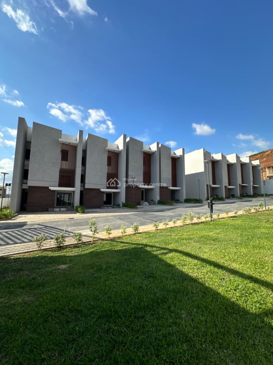 Luxurious 4 Bedroom Duplex N Bq, Guzape District, Abuja, Terraced Duplex for Sale