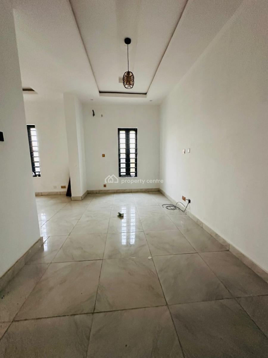Spaciously 5 Bedroom Fully Detached Duplex with a Room Bq, Gra Phase 2, Magodo, Lagos, Detached Duplex for Sale