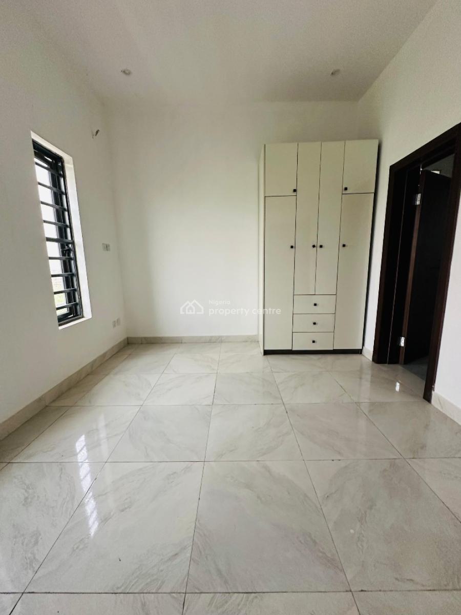 Spaciously 5 Bedroom Fully Detached Duplex with a Room Bq, Gra Phase 2, Magodo, Lagos, Detached Duplex for Sale