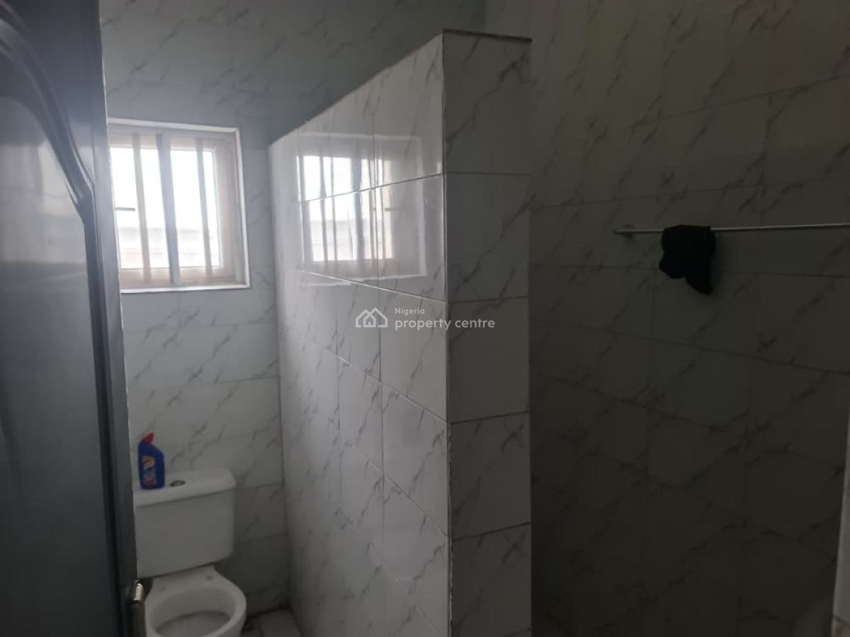 Excellent Spacious 3 Bedroom Bungalow, By Penthouse Estate, Lugbe District, Abuja, Detached Bungalow for Rent