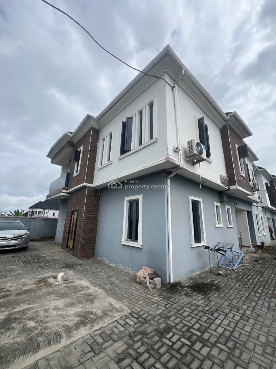 Spacious 2 Bedroom Apartment, Ogombo Estate, Ogombo, Ajah, Lagos, Flat / Apartment for Rent