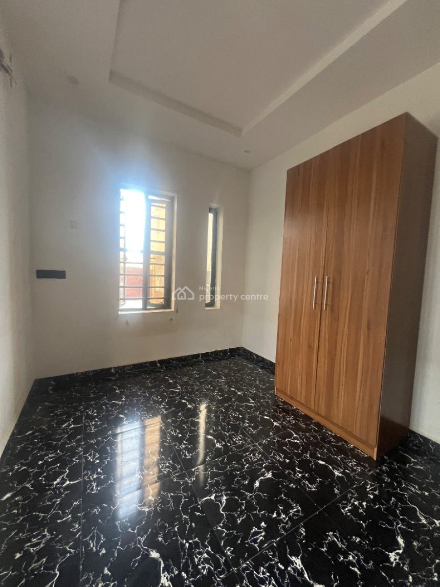 Spacious 2 Bedroom Apartment, Ogombo Estate, Ogombo, Ajah, Lagos, Flat / Apartment for Rent