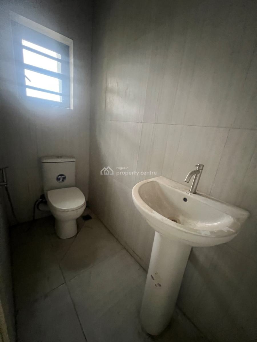 Brand New Spacious 2 Bedroom Apartment, Ogidan Estate, Sangotedo, Ajah, Lagos, Flat / Apartment for Rent