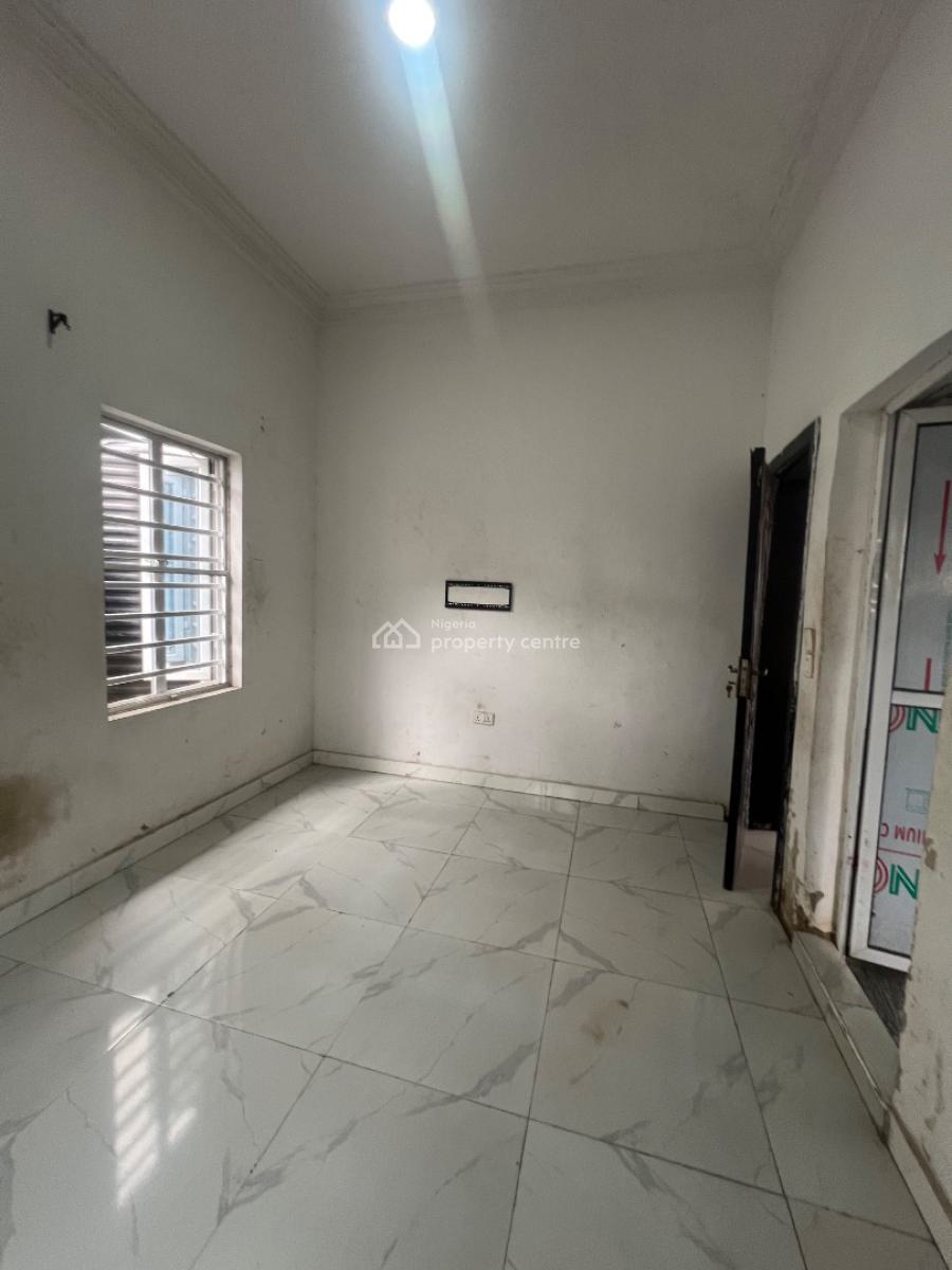 Spacious 2 Bedroom Apartment, Ogidan Estate, Sangotedo, Ajah, Lagos, Flat / Apartment for Rent