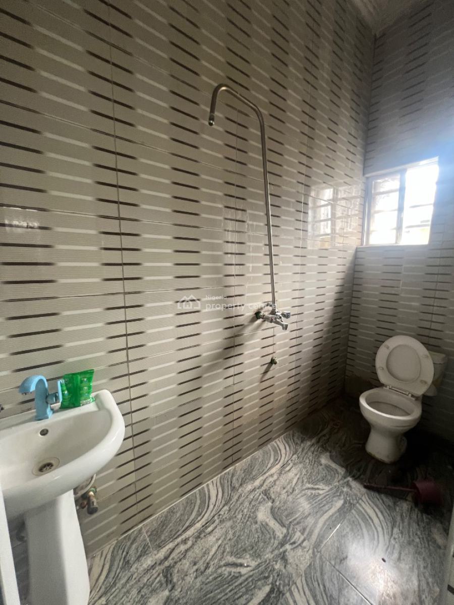 Spacious 2 Bedroom Apartment, Ogidan Estate, Sangotedo, Ajah, Lagos, Flat / Apartment for Rent