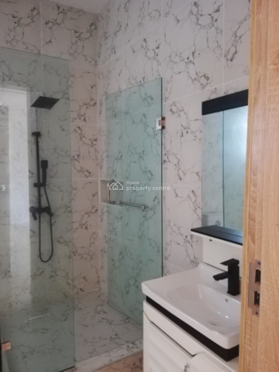 Spacious Neat and Well Maintained 4 Bedroom Terraced, Ikota Gra By By Mega Chicken, Ikota Villa, Ikota, Lekki, Lagos, Flat / Apartment for Rent