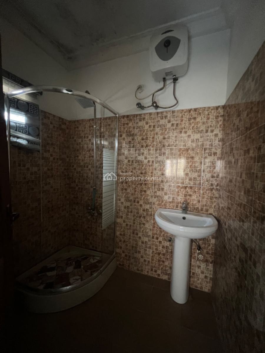 Spacious 2 Bedroom Apartment, Thomas Estate, Ajah, Lagos, Flat / Apartment for Rent