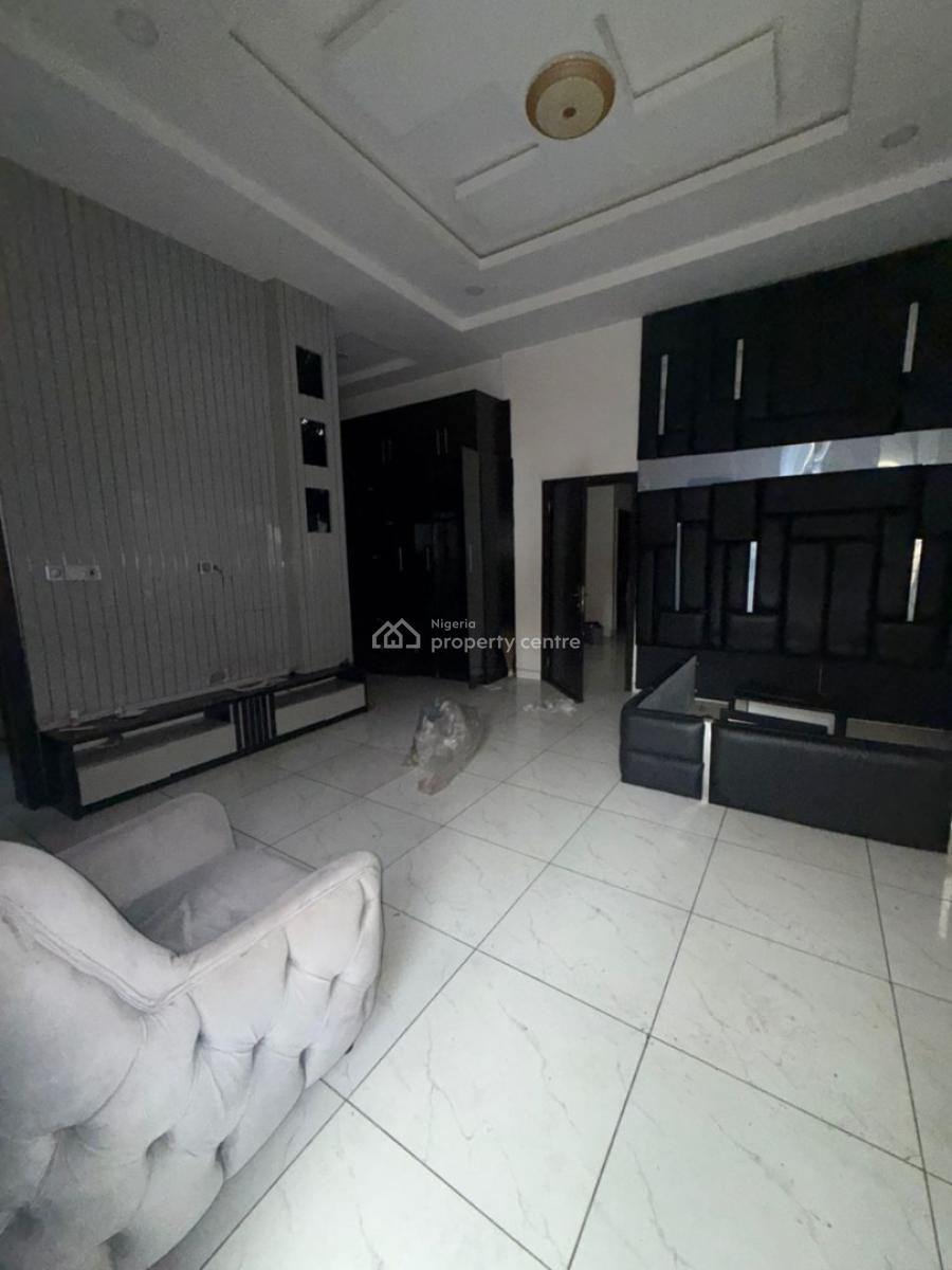 Partly Furnished Master Bedroom, Chevron, Lekki, Lagos, Self Contain (single Rooms) for Rent