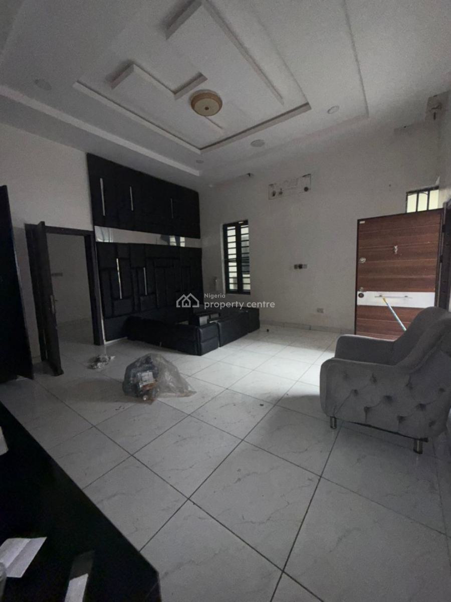 Partly Furnished Master Bedroom, Chevron, Lekki, Lagos, Self Contain (single Rooms) for Rent