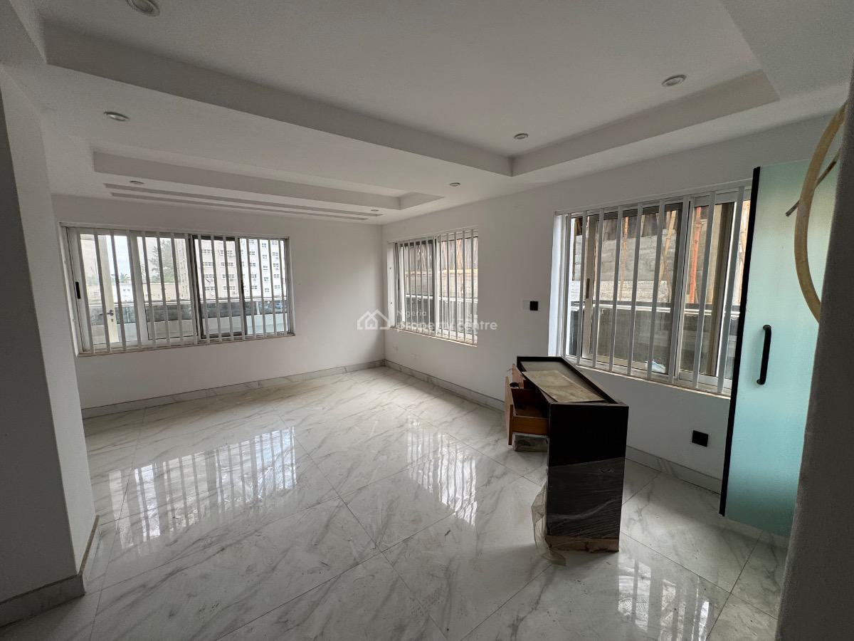 3 Bedroom Apartment, Off Awolowo Road, Ikoyi, Lagos, Flat / Apartment for Sale
