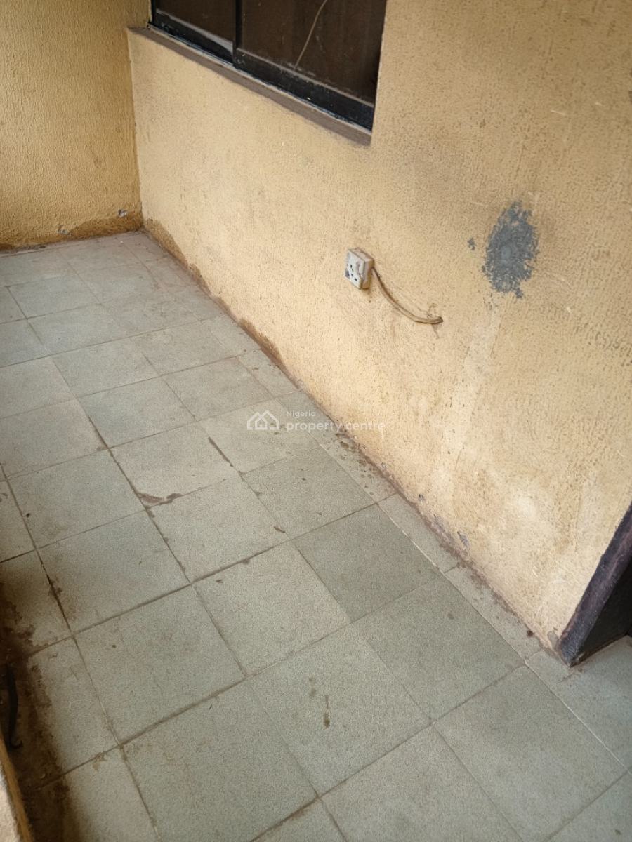 a Storey Building with Bq Its Has 2 Nos 3 Bedrooms Flat Upstairs , 4, Lasu Igando Road, Igando, Alimosho, Lagos, Block of Flats for Sale