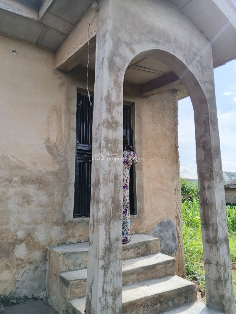 Cheap Room and Parlour Self Contain No Tiles, Itele Close to Ayobo Lagos, Ado-ekiti, Ekiti, Mini Flat (room and Parlour) for Rent