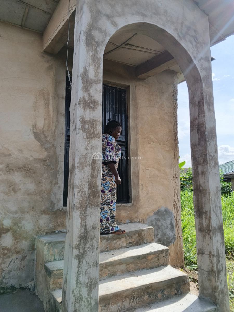 Cheap Room and Parlour Self Contain No Tiles, Itele Close to Ayobo Lagos, Ado-ekiti, Ekiti, Mini Flat (room and Parlour) for Rent
