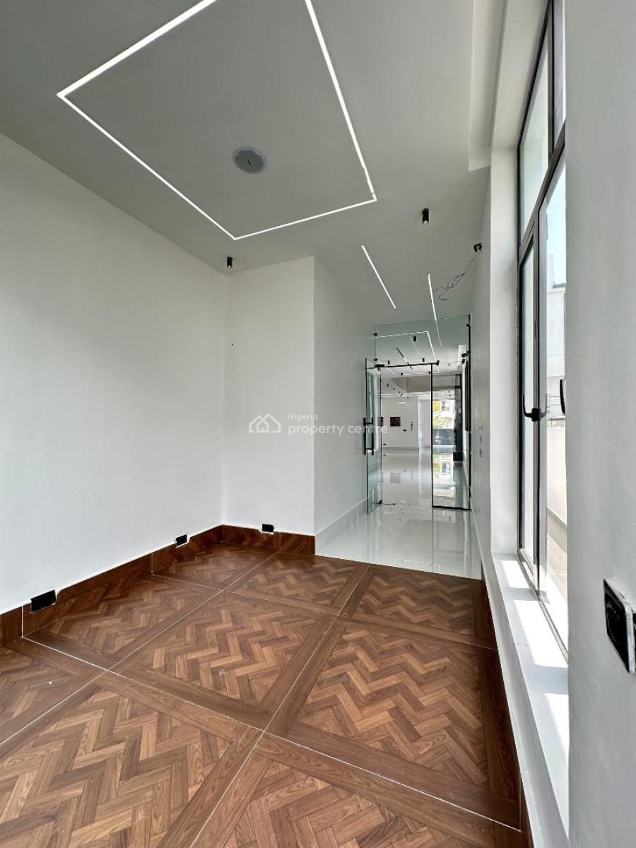 Aesthetically Pleasing 5 Bedroom Luxury Family Home with Private Pool, Features a Private Cinema,in a Flood Free Estate ,chevron Toll Gate, Lekki, Lagos, Detached Duplex for Sale