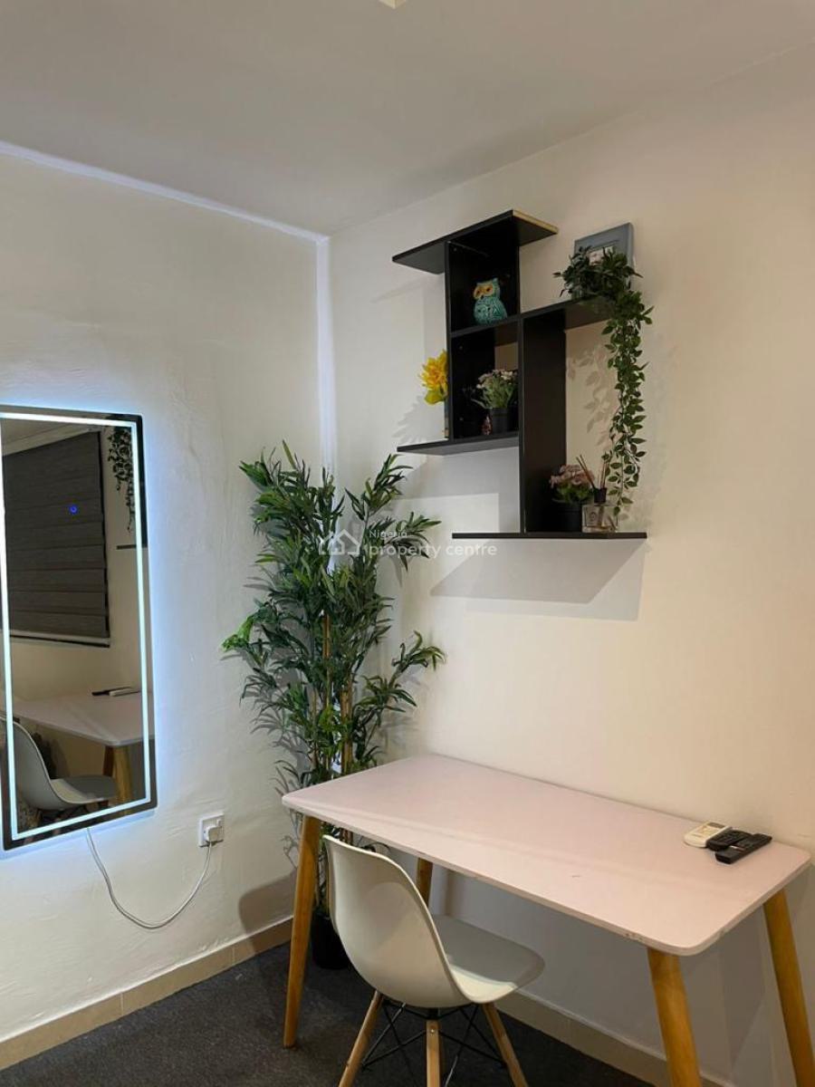 Spacious Furnished Room and Parlour in a Secured Estate, Lekki Phase 1, Lekki, Lagos, Mini Flat (room and Parlour) for Rent