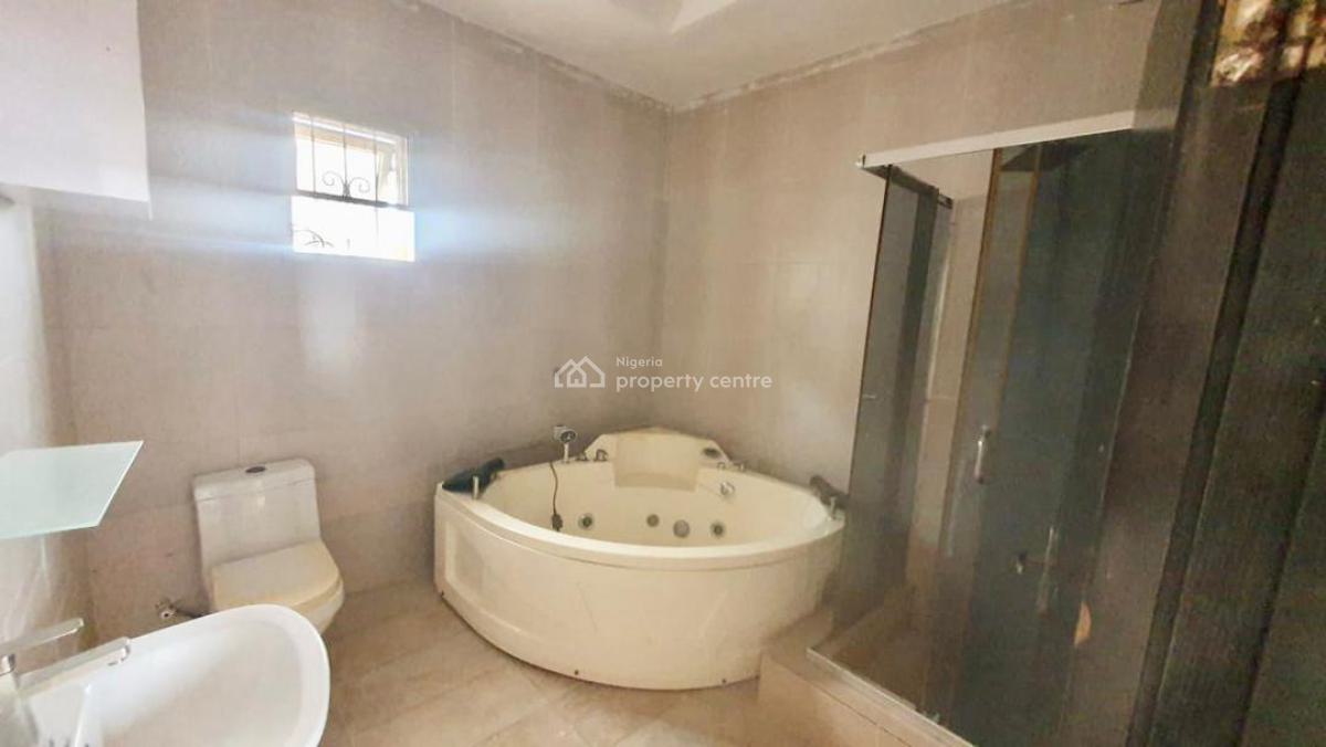 Spacious 4-bedroom Semi-detached Duplex with Bq, Chevron, Lekki, Lagos, Semi-detached Duplex for Rent