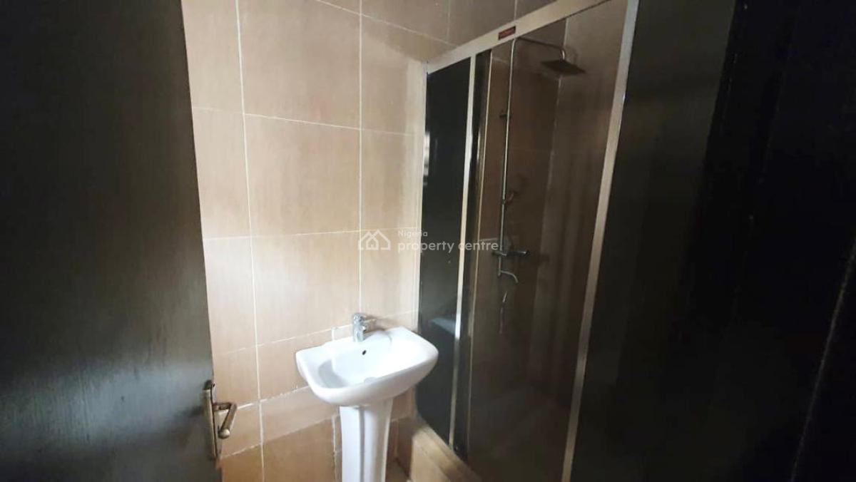Spacious 4-bedroom Semi-detached Duplex with Bq, Chevron, Lekki, Lagos, Semi-detached Duplex for Rent