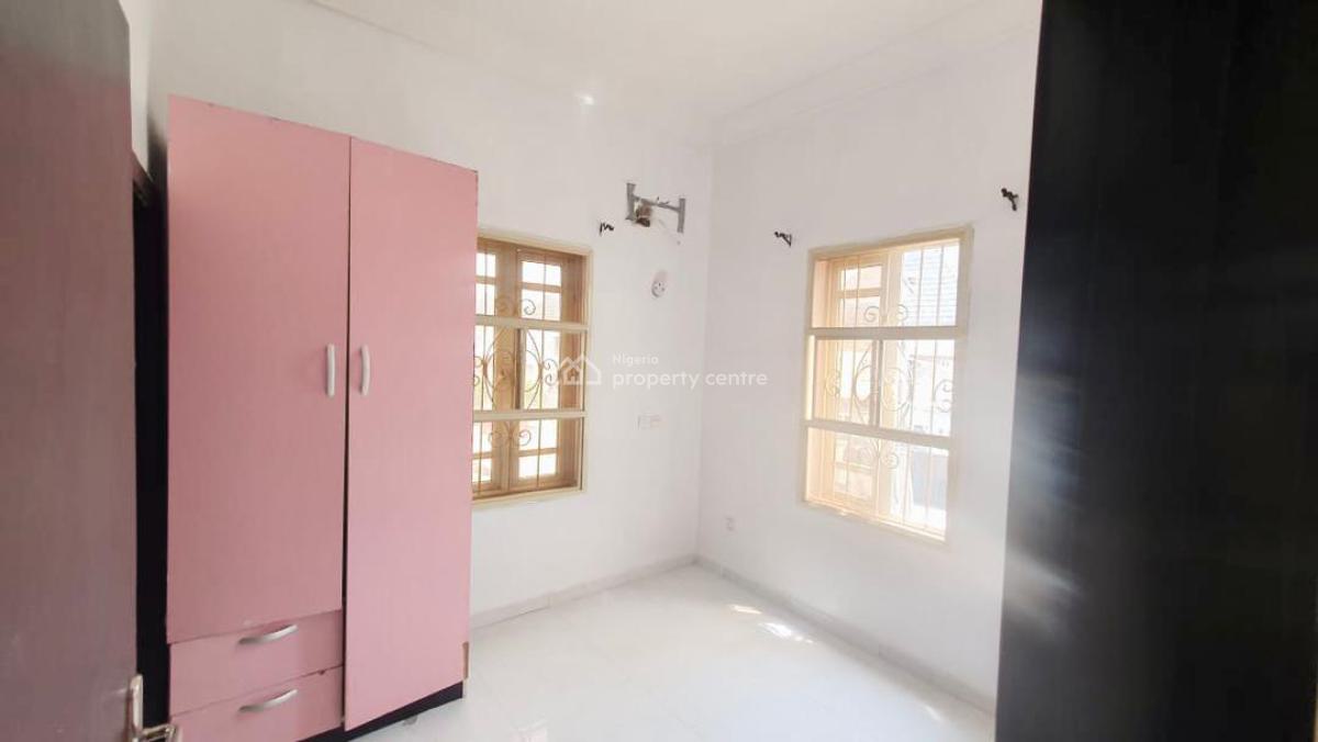 Spacious 4-bedroom Semi-detached Duplex with Bq, Chevron, Lekki, Lagos, Semi-detached Duplex for Rent