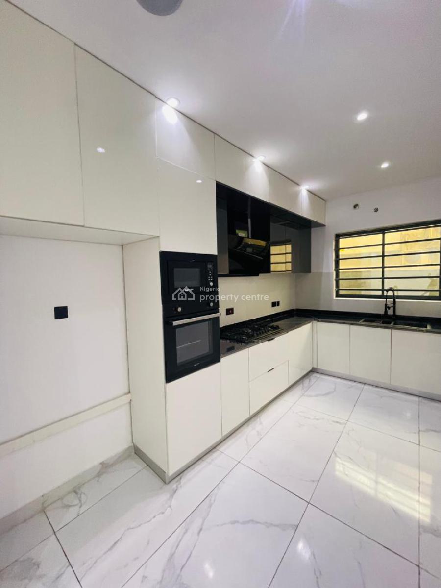 Brand New 2 Bedroom Flat Available with Quality Facility, Lekki Phase 1, Lekki, Lagos, Flat / Apartment for Sale