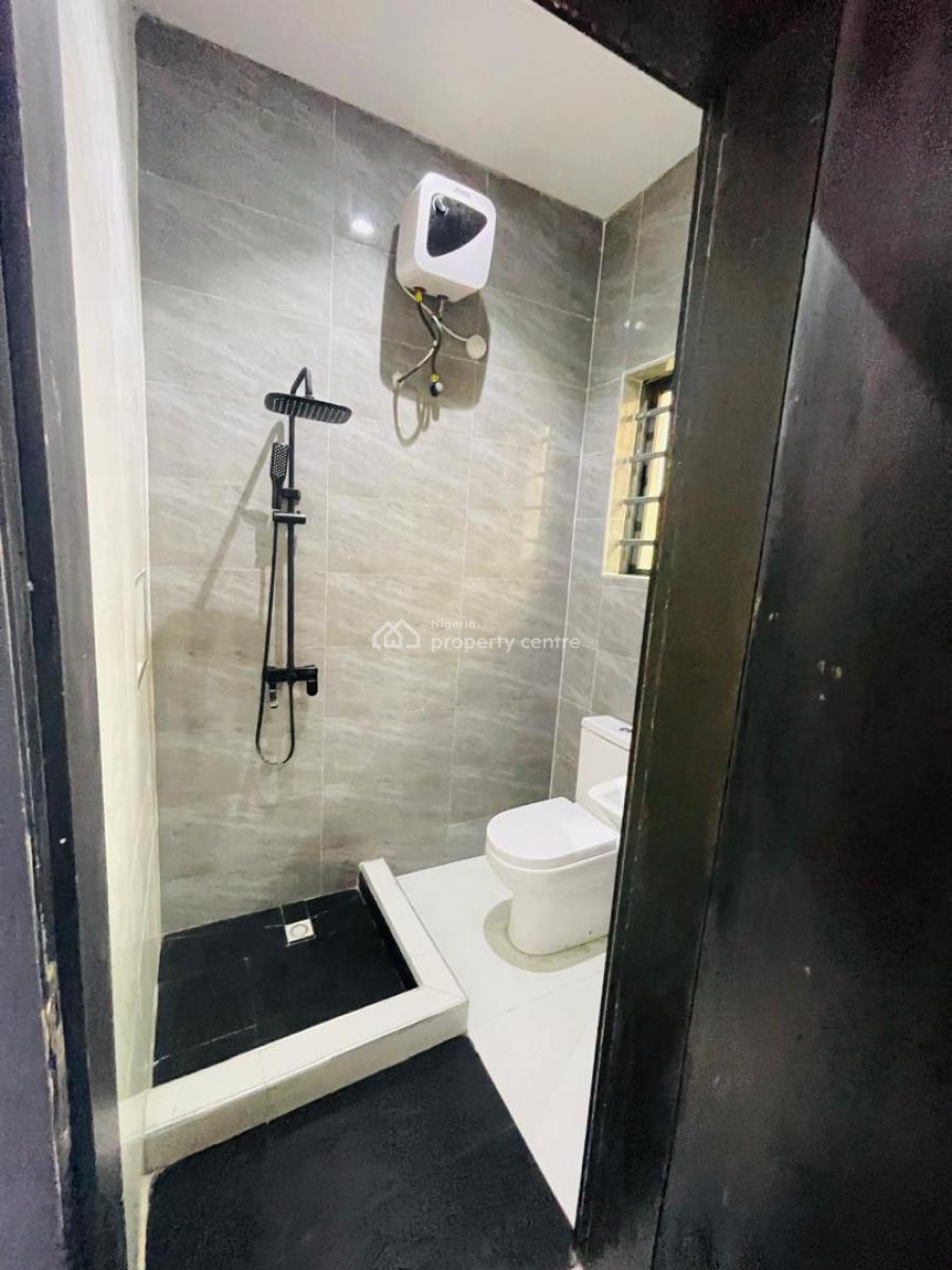 Brand New 2 Bedroom Flat Available with Quality Facility, Lekki Phase 1, Lekki, Lagos, Flat / Apartment for Sale