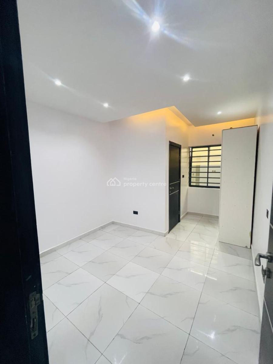 Brand New 2 Bedroom Flat Available with Quality Facility, Lekki Phase 1, Lekki, Lagos, Flat / Apartment for Sale