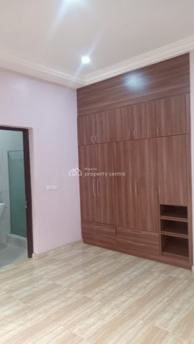 2 Bedrooms, By Family Worship, Wuye, Abuja, Flat / Apartment for Rent