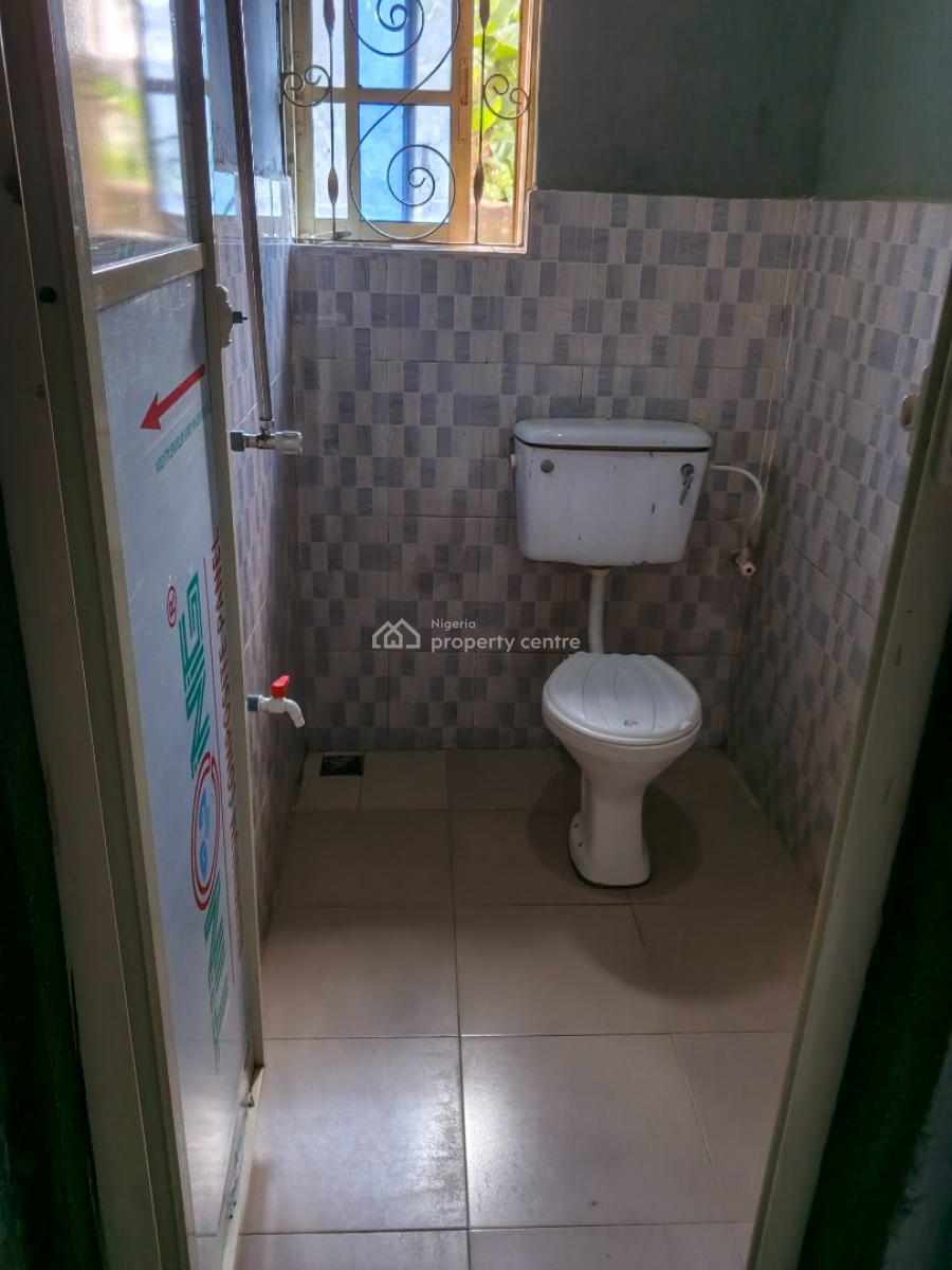 Decent 2 Bedrooms Flat, Big Sitting Room, Big Kitchen, Prepaid Meter, Close to Ayobo, Itele, Ado-odo/ota, Ogun, Flat / Apartment for Rent