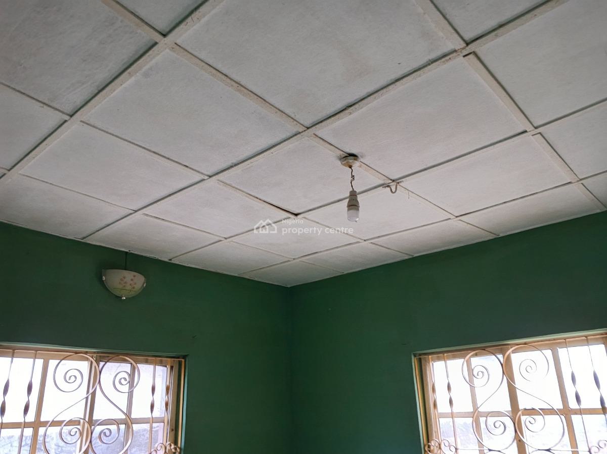 Decent 2 Bedrooms Flat, Big Sitting Room, Big Kitchen, Prepaid Meter, Close to Ayobo, Itele, Ado-odo/ota, Ogun, Flat / Apartment for Rent